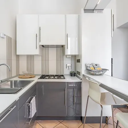 Vivilo Collection - Gallarate Terrace Apartment Rom